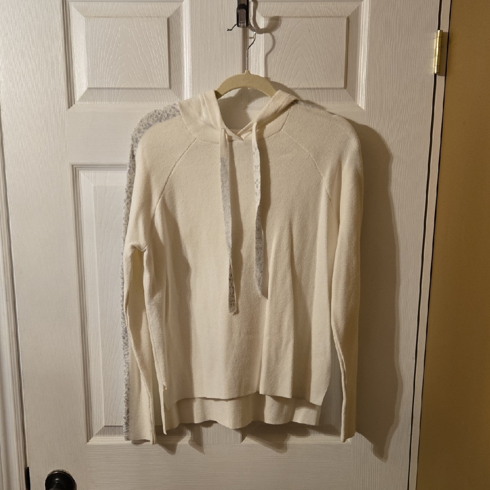 Rachel Zoe Cream Hooded Sweater With Gray Accents